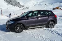 Exterieur_LifeStyle-Suzuki-SX4-SCross-Neige_10