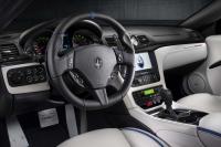 Interieur_Maserati-GranCabrio-MC-Centennial_9
                                                        width=