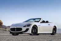 Exterieur_Maserati-GranCabrio-MC_3