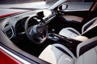 Interieur_Mazda-3-berline_24