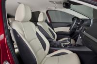 Interieur_Mazda-3-berline_25
                                                        width=