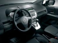 Interieur_Mazda-5_45
                                                        width=