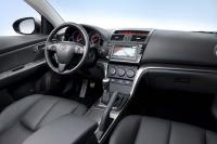 Interieur_Mazda-6-2010_21