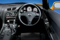 Interieur_Mazda-RX-7-1999_11
                                                        width=