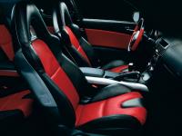 Interieur_Mazda-RX8_50
                                                        width=