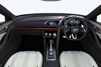 Interieur_Mazda-Takeri_6