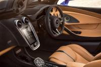 Interieur_McLaren-570S-Spider_22
                                                        width=