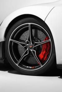 Exterieur_McLaren-675LT_4
                                                        width=