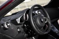 Interieur_McLaren-MP4-12C-2011_33
                                                        width=