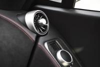 Interieur_McLaren-MP4-12C-2011_30
                                                        width=