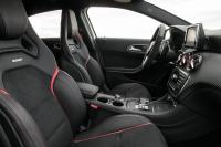 Interieur_Mercedes-A-45-AMG_16