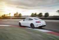 Exterieur_Mercedes-AMG-C63-Coupe-2018_5
                                                        width=