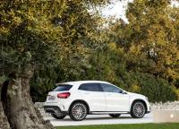 Exterieur_Mercedes-AMG-GLA45-2017_0
                                                                        width=