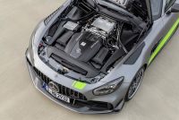 Interieur_Mercedes-AMG-GT-R-Pro_22