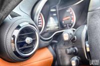 Interieur_Mercedes-AMG-GT_22