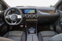 Interieur_Mercedes-B-200_22
                                                        width=