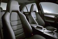 Interieur_Mercedes-C_58
                                                        width=