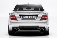 Exterieur_Mercedes-C63-AMG-2011_13