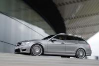 Exterieur_Mercedes-C63-AMG-Break_6
                                                        width=