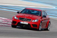 Exterieur_Mercedes-C63-AMG-Coupe-Black-Series_14
                                                        width=