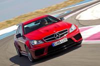 Exterieur_Mercedes-C63-AMG-Coupe-Black-Series_10
                                                        width=