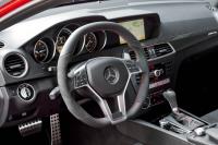 Interieur_Mercedes-C63-AMG-Coupe-Black-Series_16