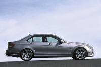 Exterieur_Mercedes-C63-AMG_13
                                                        width=