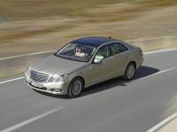 Exterieur_Mercedes-Class-E-2009_6
                                                        width=