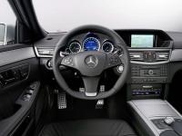 Interieur_Mercedes-Class-E-2009_36
