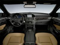 Interieur_Mercedes-Class-E-2009_42
                                                        width=