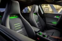 Interieur_Mercedes-Classe-A220d-4MATIC-2016_16
                                                        width=