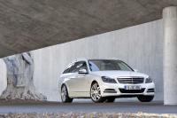 Exterieur_Mercedes-Classe-C-2011_2
                                                        width=