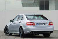 Exterieur_Mercedes-Classe-E-63-AMG_2
                                                        width=