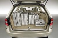 Interieur_Mercedes-Classe-E-Break_46
                                                        width=