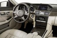 Interieur_Mercedes-Classe-E-Estate-2013_23