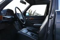 Interieur_Mercedes-Classe-S-300-SE-1990_16
                                                        width=