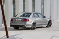 Exterieur_Mercedes-E-63-AMG-2013_12
                                                        width=