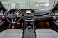 Interieur_Mercedes-E-63-AMG-2013_16
                                                        width=