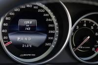 Interieur_Mercedes-E-63-AMG-2013_13
                                                        width=