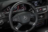 Interieur_Mercedes-E-V12-Brabus_23
                                                        width=