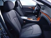 Interieur_Mercedes-E_69
                                                        width=