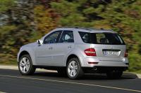 Exterieur_Mercedes-ML-2009_0