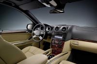 Interieur_Mercedes-ML-2009_26