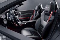 Interieur_Mercedes-SLC-RedArt-SL-Designo_15