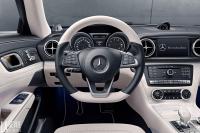 Interieur_Mercedes-SLC-RedArt-SL-Designo_19
                                                        width=