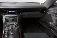 Interieur_Mercedes-SLS-AMG-Black-Series_10