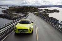 Exterieur_Mercedes-SLS-e-CELL_11
                                                        width=