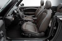 Interieur_Mini-Cabrio-Highgate_9
                                                        width=