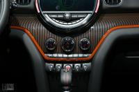 Interieur_Mini-Countryman-Cooper-SD-2017_38
                                                        width=