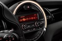 Interieur_Mini-John-Cooper-Works-2015_14
                                                        width=